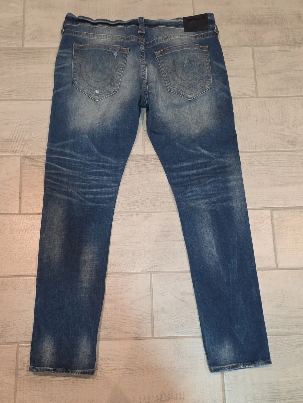 True Religion Rocco Relaxed Skinny Distressed Men's Size 38x34 Stretch